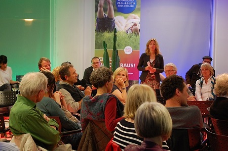 Publikumsgespräch über das Preis-Feature über Oury Jalloh