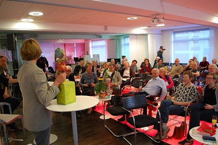 Publikumsgespräch über das Preis-Feature über Oury Jalloh