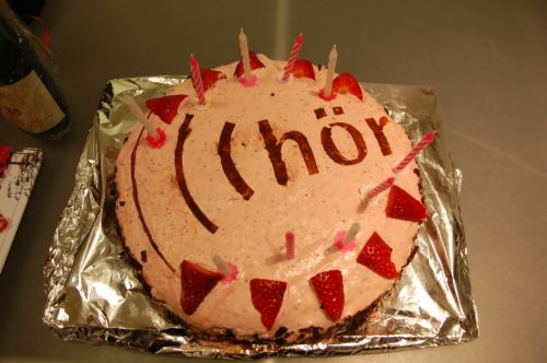 Torte zum Hörkino Geburtstag von Agnieszka Rozanska-Haager und Frank Haager von G.2, Arbeitsgemeinschaft visuelle Kommunikation